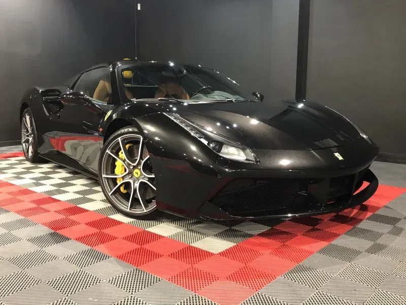 Film et traitement Ferrari 488 Spider