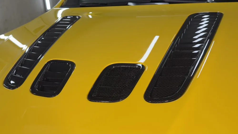 aston-martin-v12-vantage-s