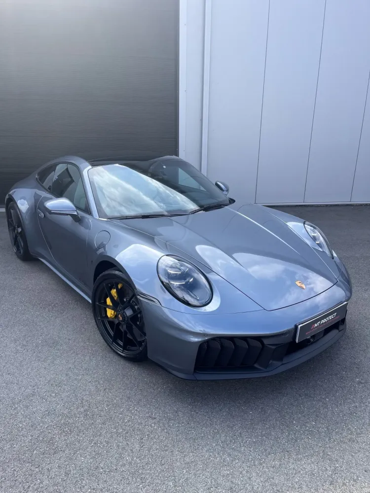 Porsche 992 Carrera GTS