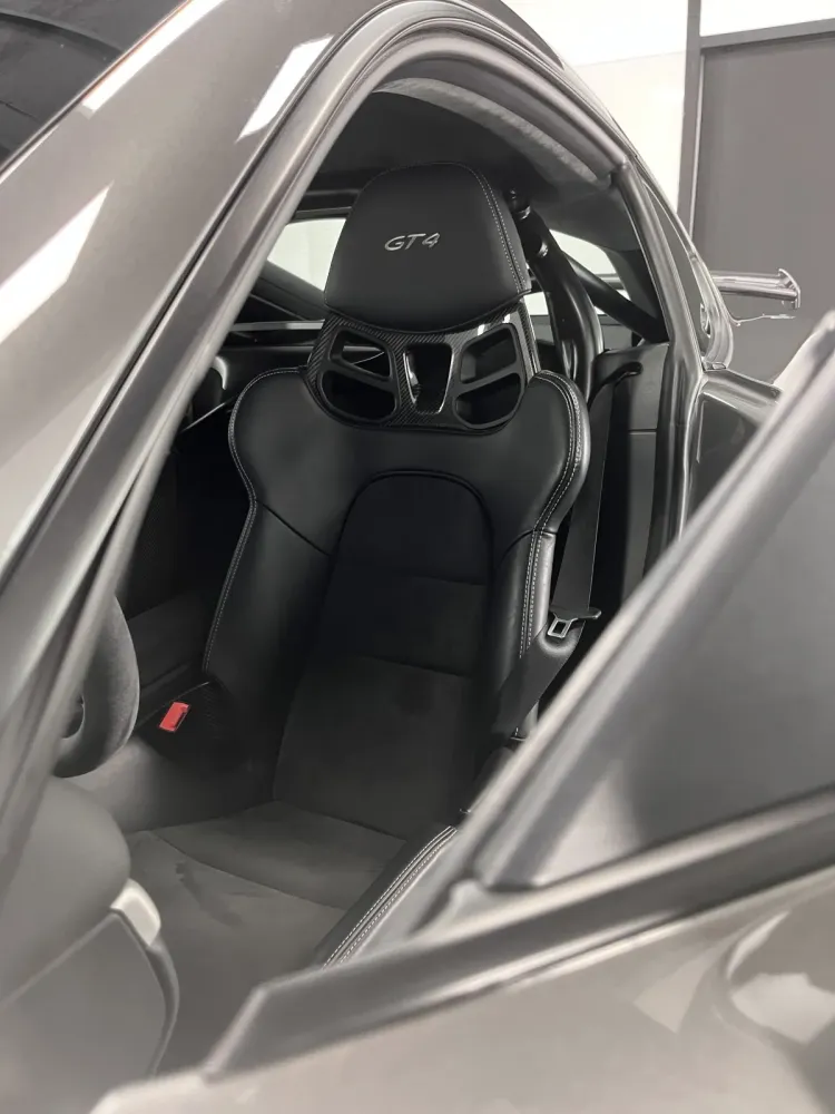 porsche-cayman-gt4