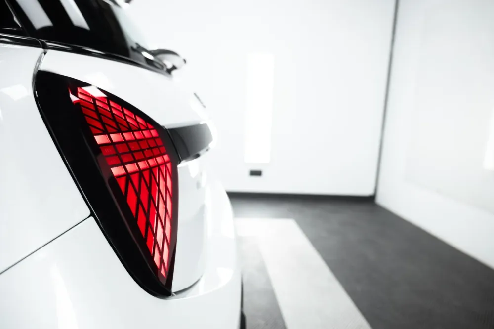 Covering automobile à Lons