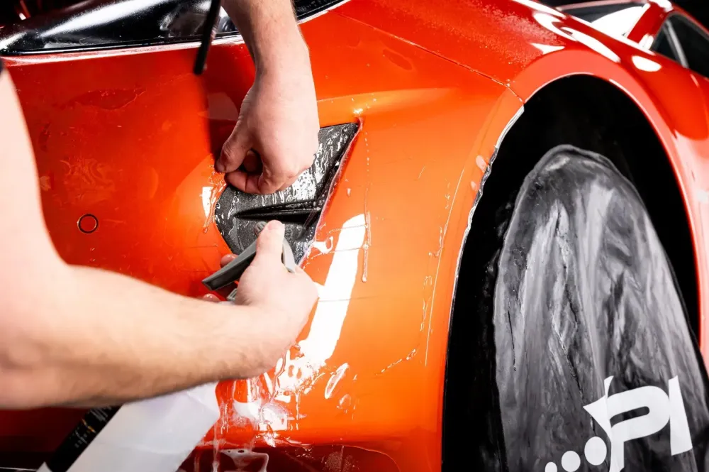 Pose covering voiture à Lons