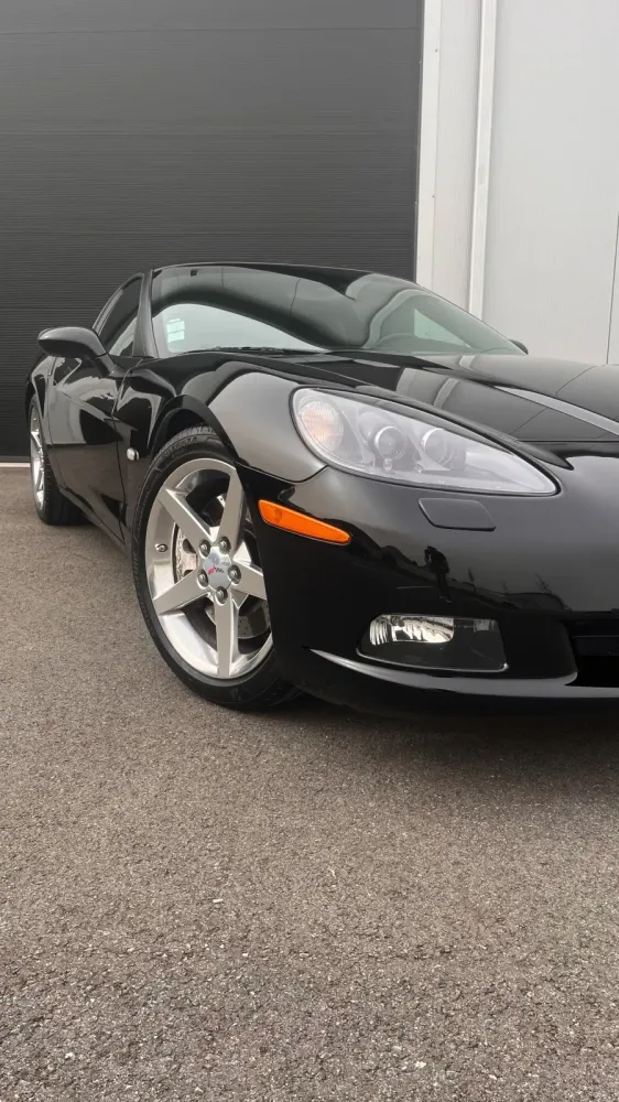 chevrolet-corvette-2