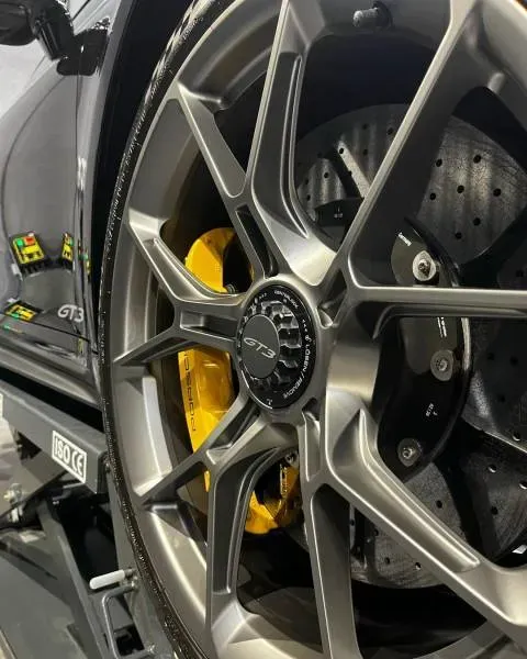 Valorisez et protégez vos jantes de voiture de luxe avec MT PROTECT à Biarritz