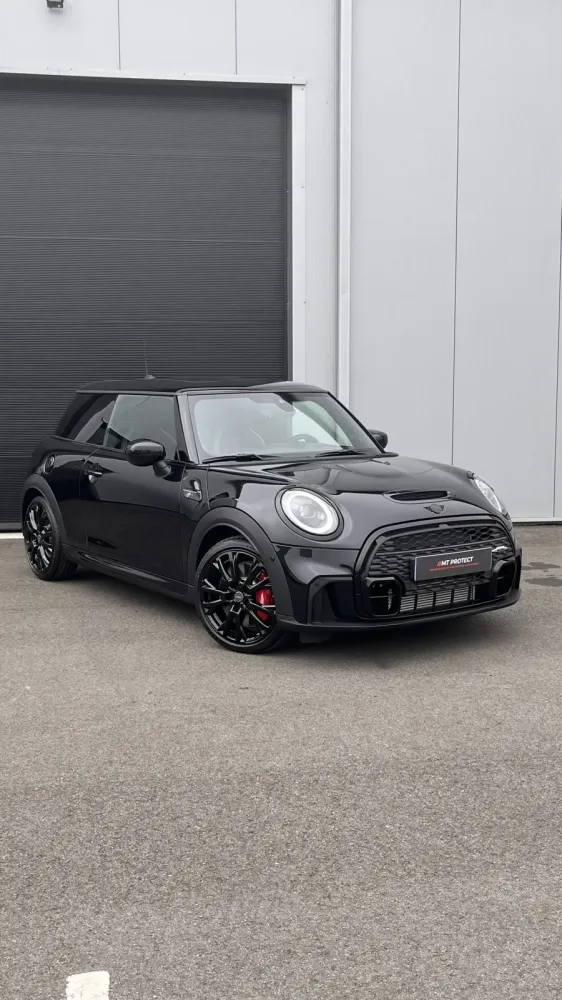 Protégez sa voiture sportive par un film de protection XPEL comme cette Mini JCW 1TO6 Limited à Pau