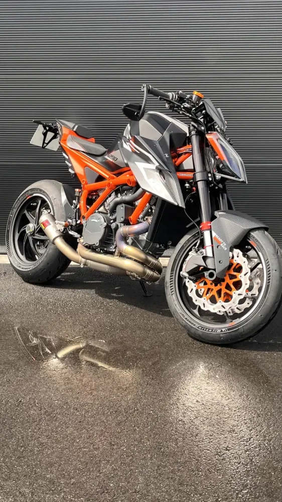 Protégez sa KTM neuve pas un film de protection XPEL sur mesure à Pau