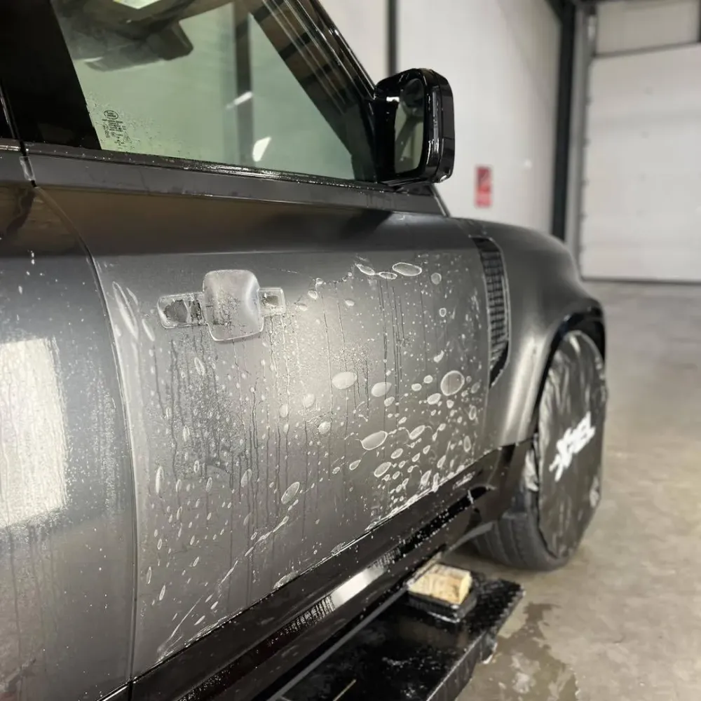 Protégez et sublimez votre SUV avec un film de protection PPF transparent à proximité de Tarbes